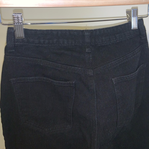 Jeans - Picture 2 of 3